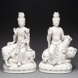 A pair of Chinese Dehua blanc de Chine Bodhisattvas seated on an elephant and a Buddhist lion, 20th C. — 照片 2