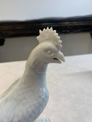A pair of Chinese Dehua blanc de Chine models of roosters, 18th C. — photo 8