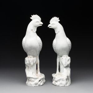A pair of Chinese Dehua blanc de Chine models of roosters, 18th C. — photo 2