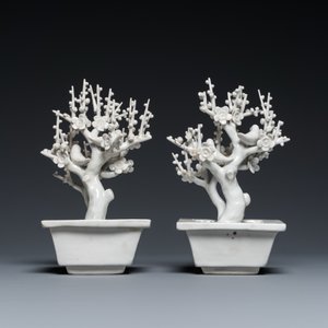 A pair of Chinese Dehua blanc de Chine trees with birds, Kangxi — photo 4