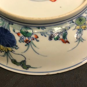A pair of Chinese doucai 'ducks and lotus pond' plates, Chenghua mark, 18th C. — photo 10