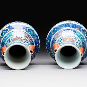 A pair of Chinese doucai 'Hu' vases with lotus scroll design, Qianlong mark, 19th C. — photo 5
