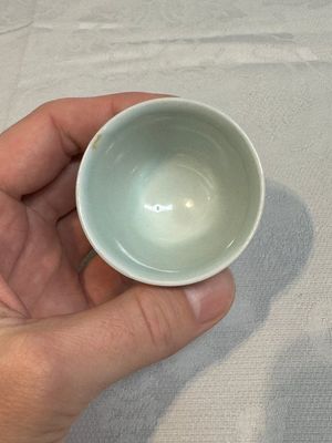 A pair of Chinese doucai 'narcissus' wine cups, Guangxu mark and of the period — foto 14