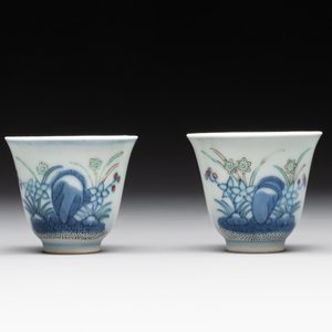A pair of Chinese doucai 'narcissus' wine cups, Guangxu mark and of the period — foto 4