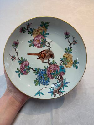 A pair of Chinese Dutch-decorated plates with birds among flowering branches, 18th C. — photo 6