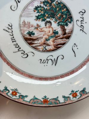 A pair of Chinese Dutch-decorated 'proverb' plates, 18th C. — photo 6