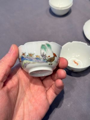 A pair of Chinese eggshell white-glazed cups and saucers, and two famille rose cups, 18th C. — photo 28