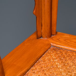 A pair of Chinese elmwood 'horseshoe' chairs, Republic — 照片 18