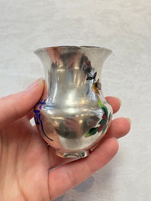 A pair of Chinese enamelled silver handled cups, Zu Wen 足紋 mark, 20th C. — photo 2