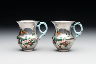 A pair of Chinese enamelled silver handled cups, Zu Wen 足紋 mark, 20th C.