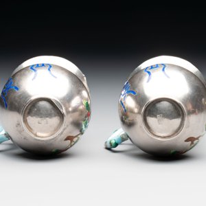 A pair of Chinese enamelled silver handled cups, Zu Wen 足紋 mark, 20th C. — photo 6