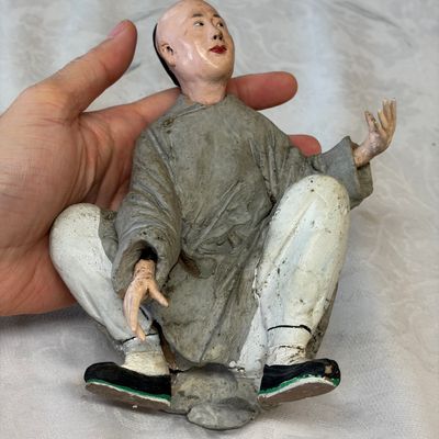 A pair of Chinese export painted unfired clay figures — foto 24