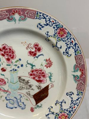 A pair of Chinese famille rose 'antiquities' dishes, Yongzheng — photo 18