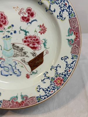 A pair of Chinese famille rose 'antiquities' dishes, Yongzheng — photo 19