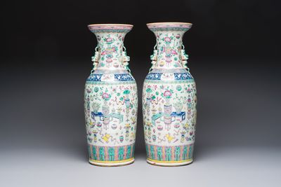 A pair of Chinese famille rose 'Antiquities' vases, 19th C.