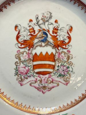 A pair of Chinese famille rose armorial plates with the arms of Hare for the English market, Qianlong, ca. 1755 — photo 2