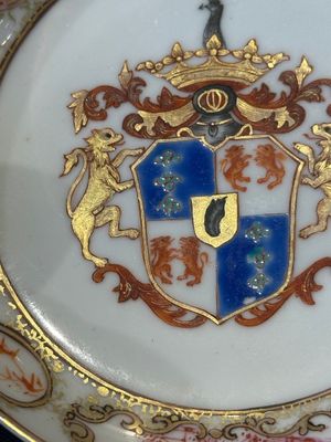 A pair of Chinese famille rose armorial saucers with the arms of Arendsma van Idsinga for the Dutch market — photo 16