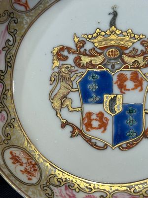 A pair of Chinese famille rose armorial saucers with the arms of Arendsma van Idsinga for the Dutch market — photo 5
