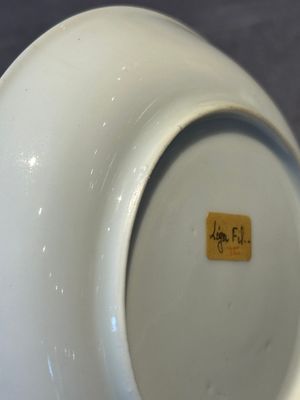 A pair of Chinese famille rose armorial saucers with the arms of Arendsma van Idsinga for the Dutch market, Qianlong — photo 21