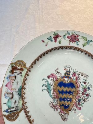 A pair of Chinese famille rose armorial soup plates with the arms of Longden for the English market, Qianlong, ca. 1748 — photo 13