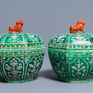 A pair of Chinese famille rose Bencharong style boxes and covers for the Thai market, 19th C. — 照片 3