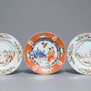 A pair of Chinese famille rose bianco sopra bianco plates and an Imari-style Pronk 'Dames au Parasol' plate, Qianlong — 照片 2