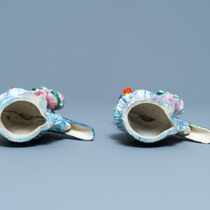 A pair of Chinese famille rose bird-shaped candlesticks, Qianlong — 照片 6