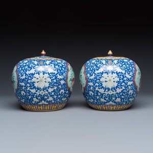 A pair of Chinese famille rose 'Birds among Flowering Branches' jars and covers — photo 3