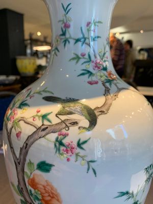 A pair of Chinese famille rose 'birds among flowering branches' vases, Republic — photo 18