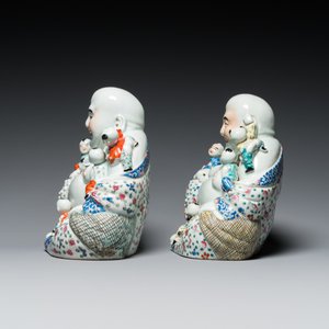 A pair of Chinese famille rose Buddha figures, Zhu Mao Ji Zao 朱茂記造 mark, Republic — 照片 5
