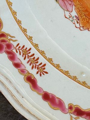 A pair of Chinese famille rose 'Buddha' tureen stands, Qianlong — photo 12