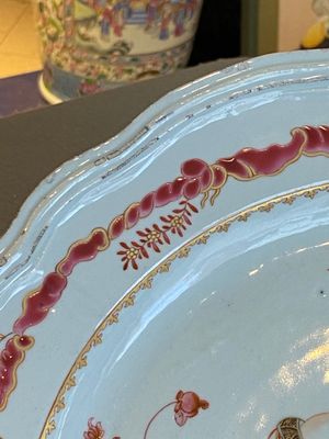 A pair of Chinese famille rose 'Buddha' tureen stands, Qianlong — photo 10
