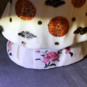 A pair of Chinese famille rose candle holders shaped as court ladies, Qianlong — photo 34