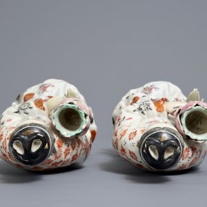 A pair of Chinese famille rose candle holders shaped as court ladies, Qianlong — photo 6