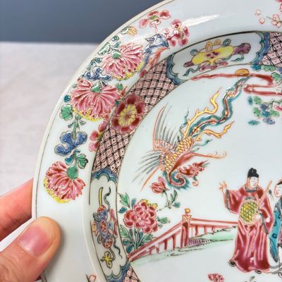 A pair of Chinese famille rose 'Chui Xiao Yin Feng 吹蕭引鳳' plates — 照片 12
