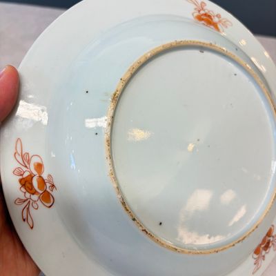 A pair of Chinese famille rose 'Chui Xiao Yin Feng 吹蕭引鳳' plates — 照片 19