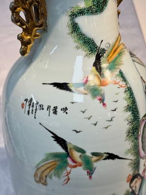 A pair of Chinese famille rose 'Chui Xiao Yin Feng 吹簫引鳳' vases, signed Pan Zhaotang 潘肇唐, dated 1923 — photo 16
