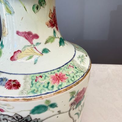 A pair of Chinese famille rose 'Court Lady in a Garden Setting' vases — 照片 5