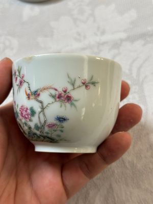 A pair of Chinese famille rose covered jars with birds and flowers, Guangxu mark and period — 照片 4