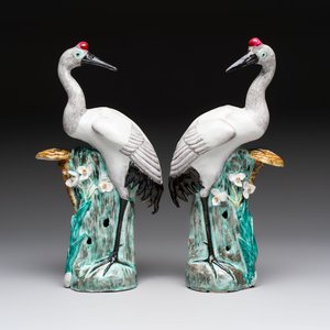 A pair of Chinese famille rose 'crane' groups, 19th C. — 照片 2