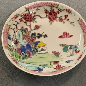 A pair of Chinese famille rose cups and saucers with landscape design, Yongzheng — 照片 13