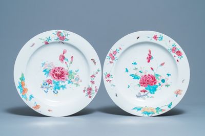 A pair of Chinese famille rose dishes with floral design, Yongzheng