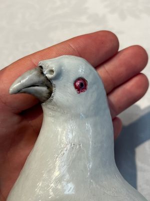 A pair of Chinese famille rose doves, Qianlong — photo 14