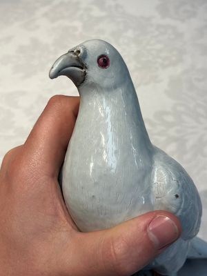 A pair of Chinese famille rose doves, Qianlong — photo 16