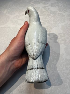 A pair of Chinese famille rose doves, Qianlong — photo 5