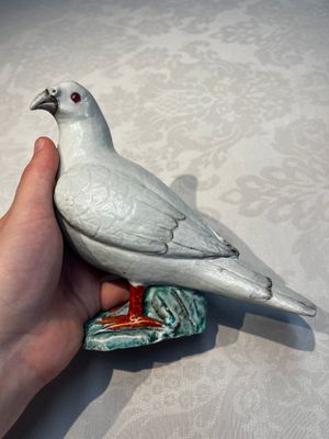 A pair of Chinese famille rose doves, Qianlong — photo 6