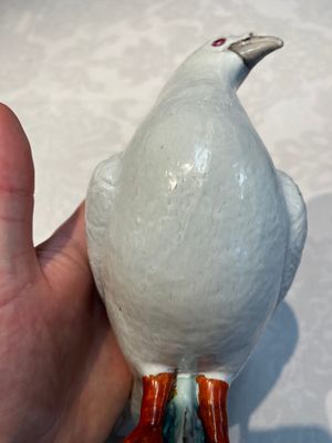 A pair of Chinese famille rose doves, Qianlong — photo 8