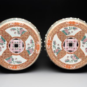 A pair of Chinese famille rose 'dragon and phoenix' garden seats, 19/20th C. — photo 6