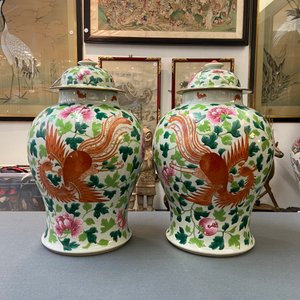 A pair of Chinese famille rose 'dragon and phoenix' vases, 19th C. — photo 10