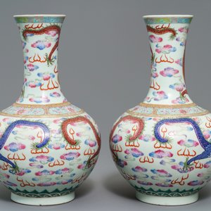 A pair of Chinese famille rose 'dragon' vases, Guangxu mark and of the period — photo 3